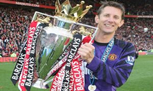 Edwin Van Der Sar Người Gác Đền Vĩ Đại Của Bóng Đá